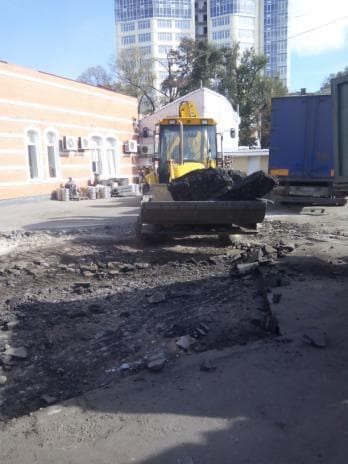 дорожное покрытие в неудовлетворительном состоянии